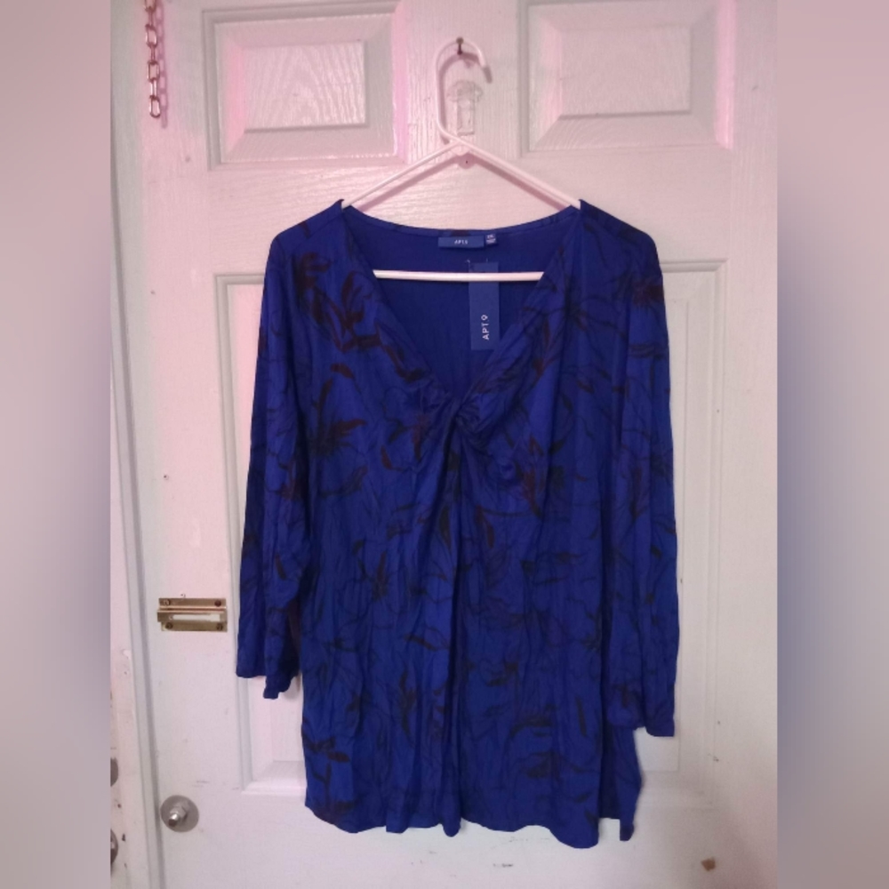 Apt 9 ladies top